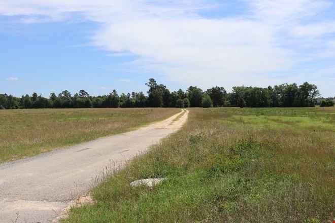 25.61+/- acres Retail Tract A