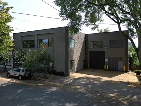 Photo of commercial space at 1224 Southeast Oak Street in Portland