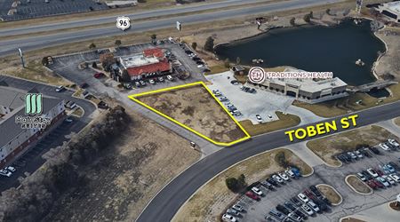 Photo of commercial space at K96 & Webb in Wichita