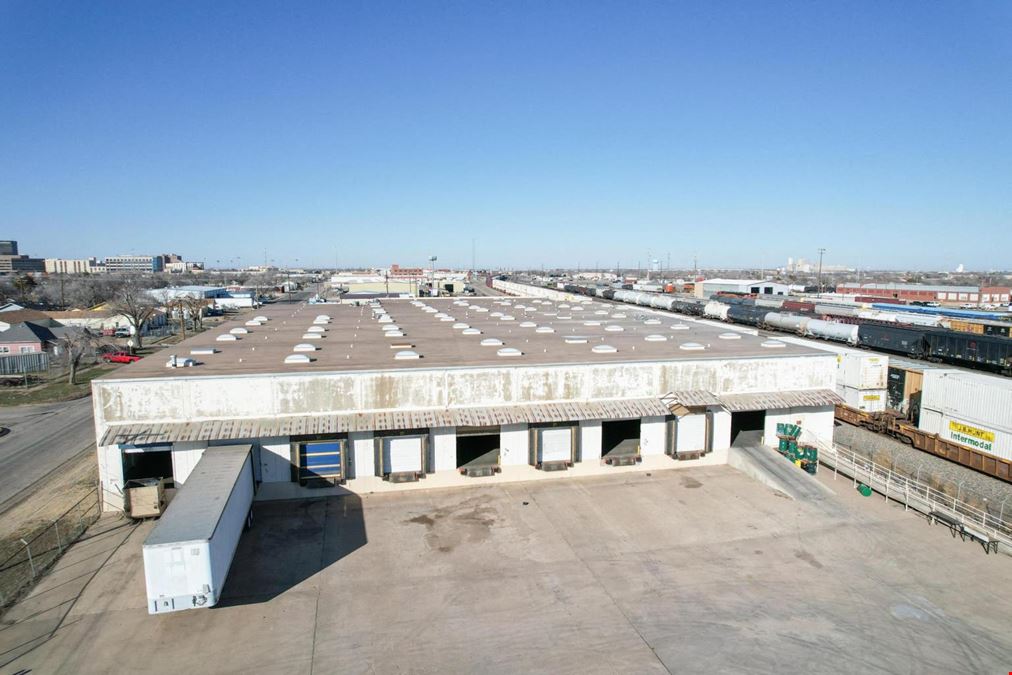 Industrial Dock High Warehouse in Amarillo, TX