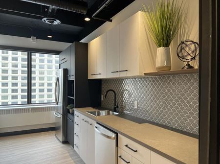 801      Space Photo Gallery 16