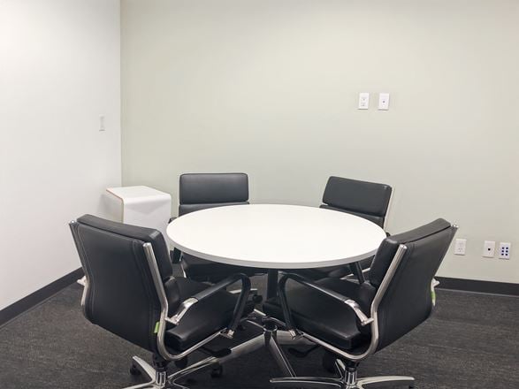 Regus - Richmond - Commerce Court