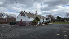 9 Troy Rd