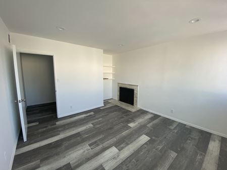 201 N Larchmont Blvd - Los Angeles