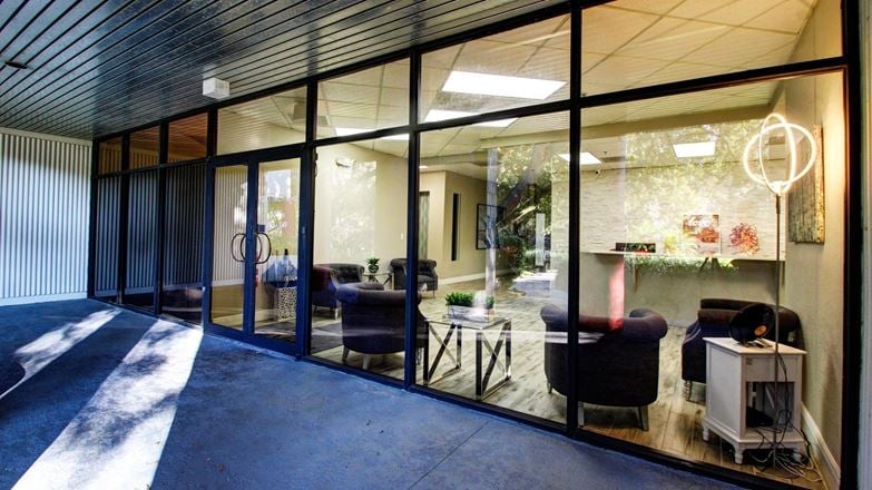 Hill Valley Suites - 1211 Tech Blvd