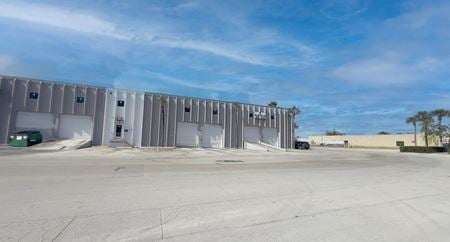 Industrial space for Rent at 9770 NW 91st in Medley