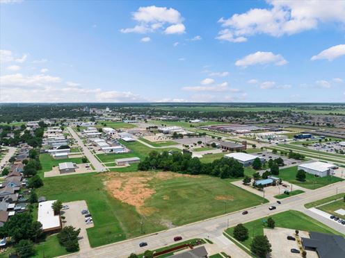4.27 Acres | Prime Yukon Commercial Development