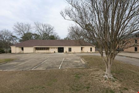 Office space for Rent at 1421 Narrow Lane Pkwy in Montgomery