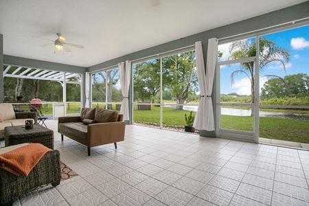 Unassigned space for Sale at 19616 Livingston Avenue in Lutz