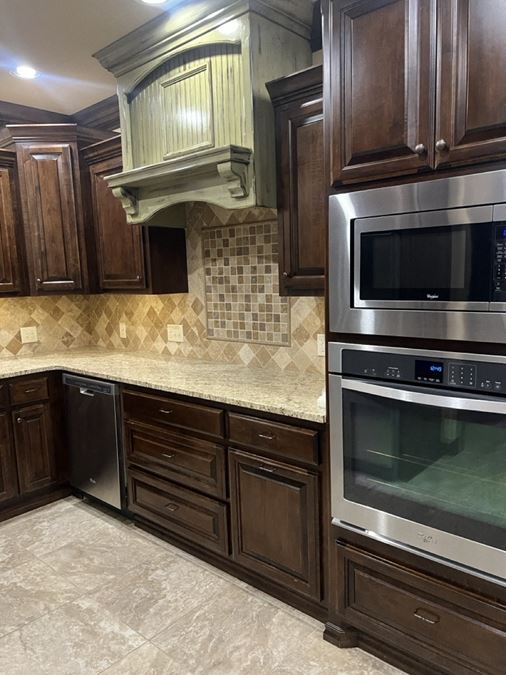 14834 Bristol Park Blvd, Edmond, OK 73013