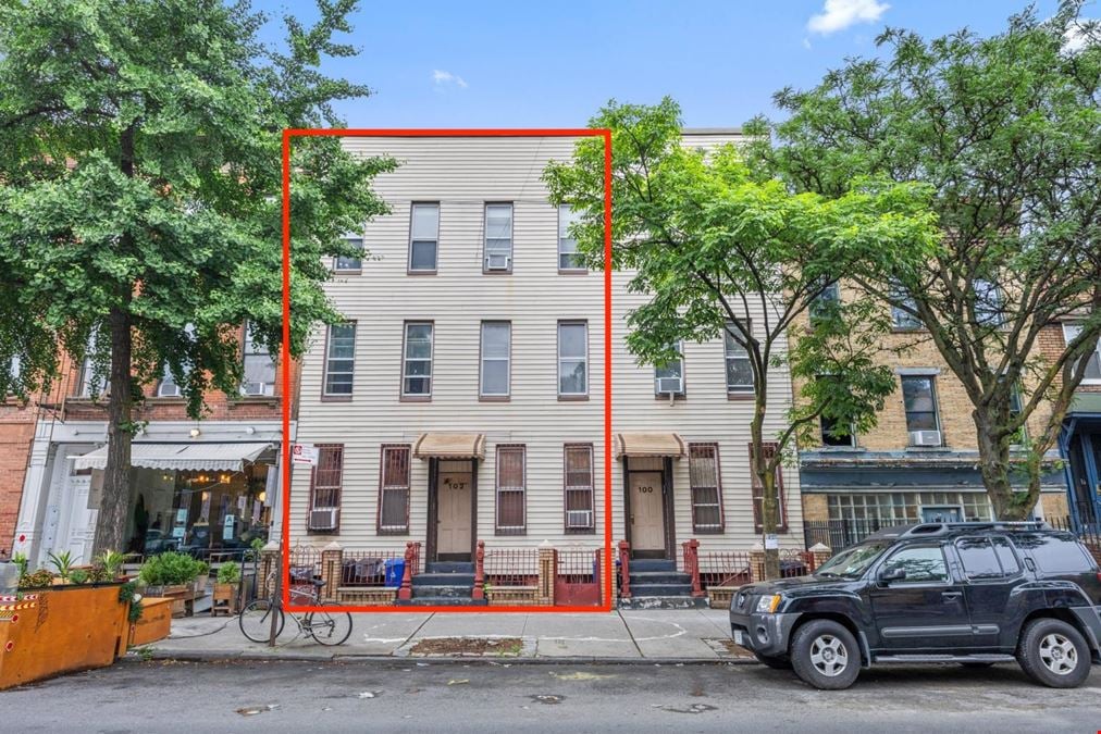102 Roebling St