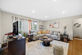 8940 White Oak Ave