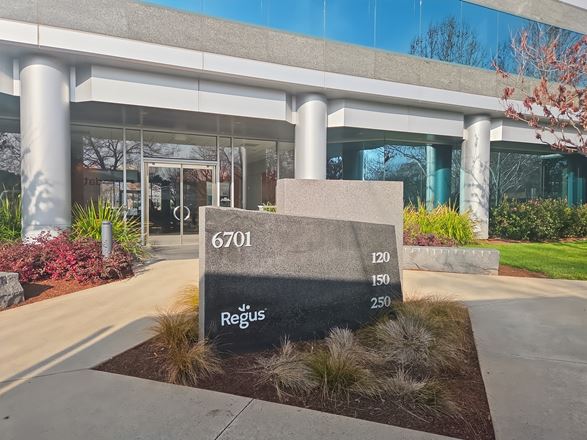 CA, Pleasanton - Bernal Corporate Park