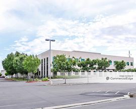 Tulare/Akers Professional Center