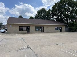 1,205 S.F. OFFICE/MEDICAL/RETAIL FOR LEASE