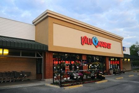 Retail space for Rent at 5330 South 3rd Street in Louisville