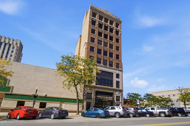 209 N Main St