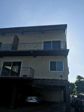 Encino Oaks Condominiums