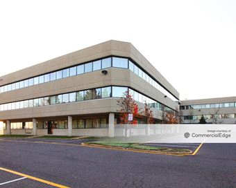 Toms River Corporate Center