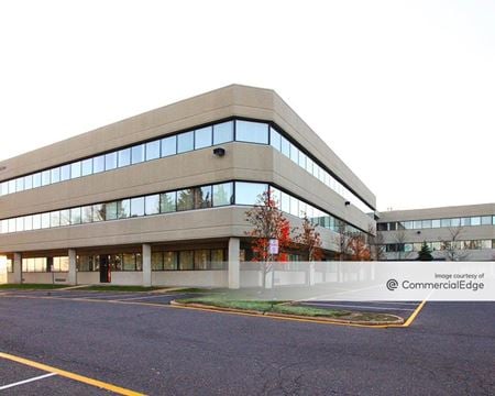 Toms River Corporate Center - Toms River