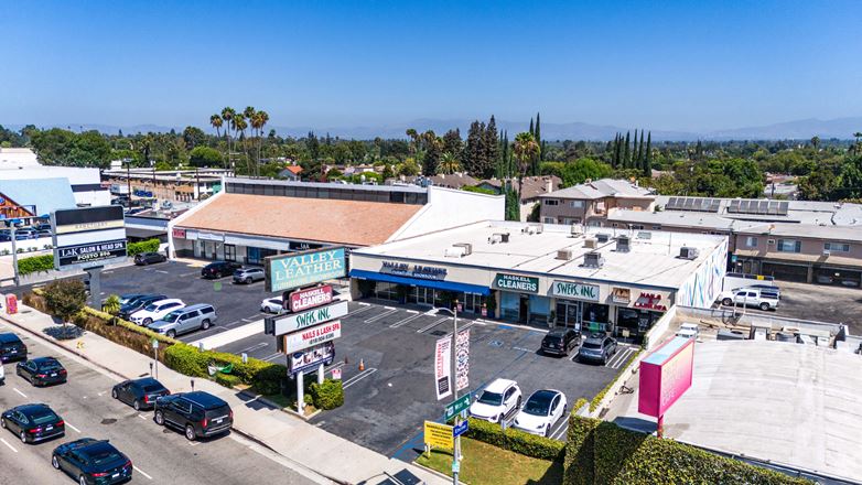 Ventura Blvd Retail Shop Space