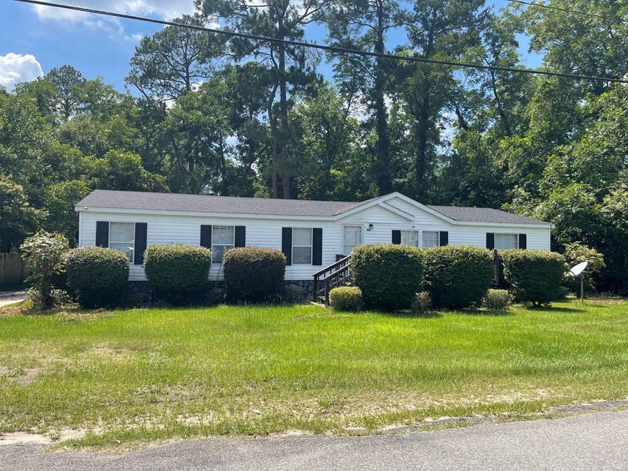 108 S College St, Sparks, GA MultiFamily Space