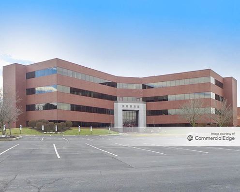 Silver Lake Executive Campus