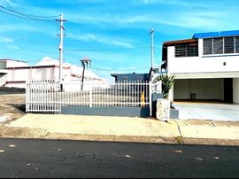 Ave. Santa Juanita, #B1