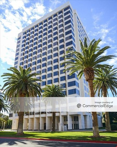 Office space for Rent at 4 Park Plaza in Irvine