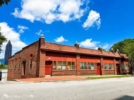 Unique Triplex in O4W Neighborhood (Atlanta)