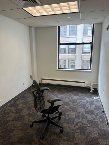 Photo of commercial space at 28 West 27th Street in New York
