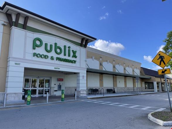 Retail space for Rent at 1667 N Hiatus Road in Pembroke Pines