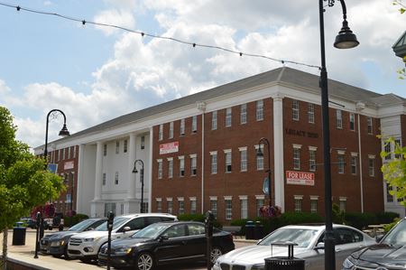 Photo of commercial space at 2020 Front Street in Cuyahoga Falls