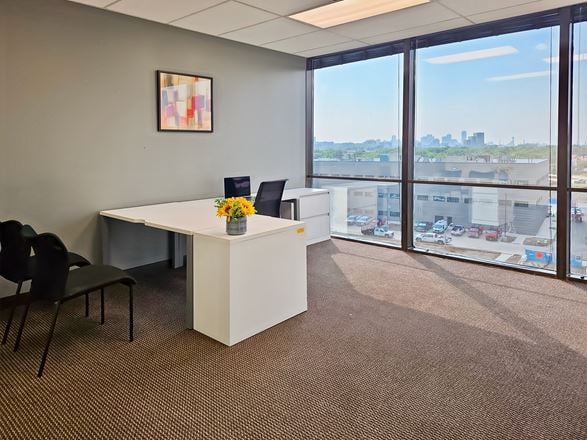 TX, Dallas - Mockingbird Towers
