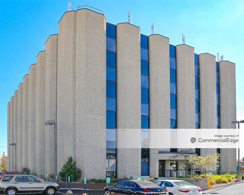 Airport Executive Office Building