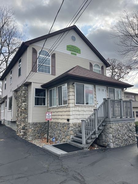 Office space for Sale at 1711 Cass Lake Rd in Keego Harbor
