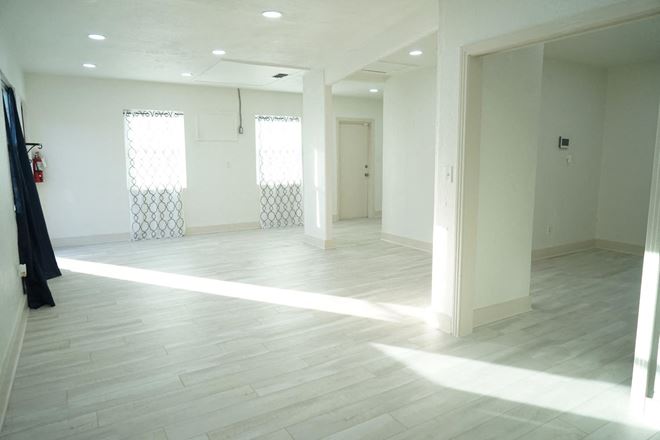 Retail Property For Lease