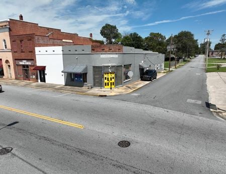 Retail space for Sale at 129 - 131 South Broad Street in Clinton