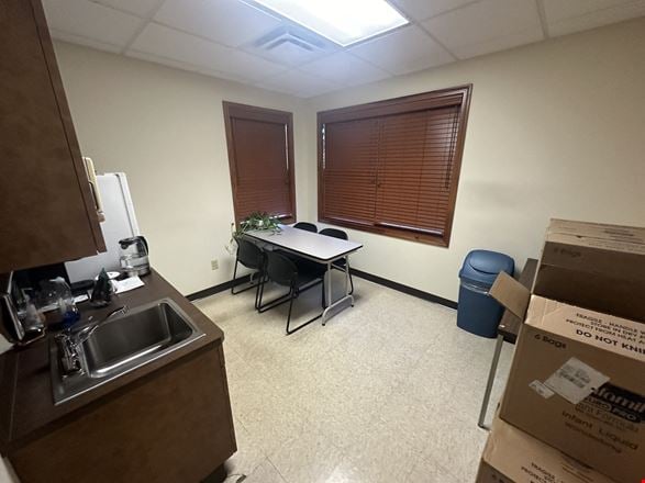 4,600 SQ.FT. MEDICAL OFFICE BUILDING