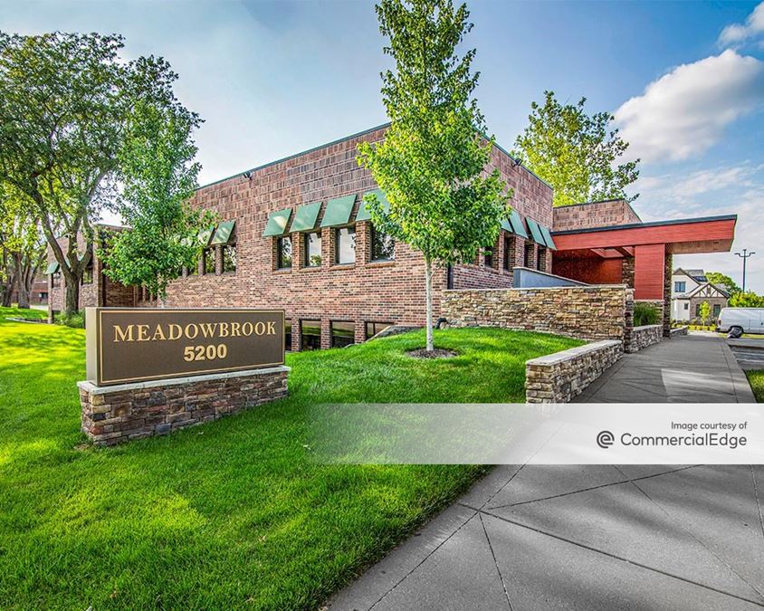 5200 West 94th Terrace, Prairie Village Office Space For Lease