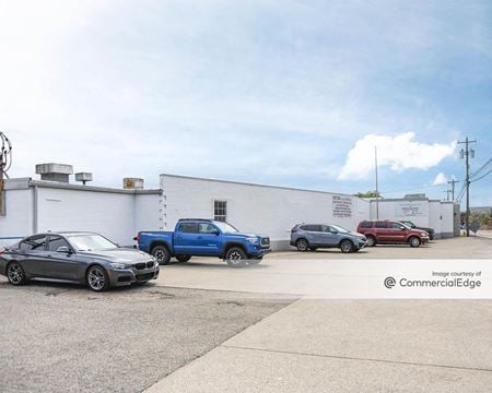 Industrial space for Rent at 320 North State Street in Harrison