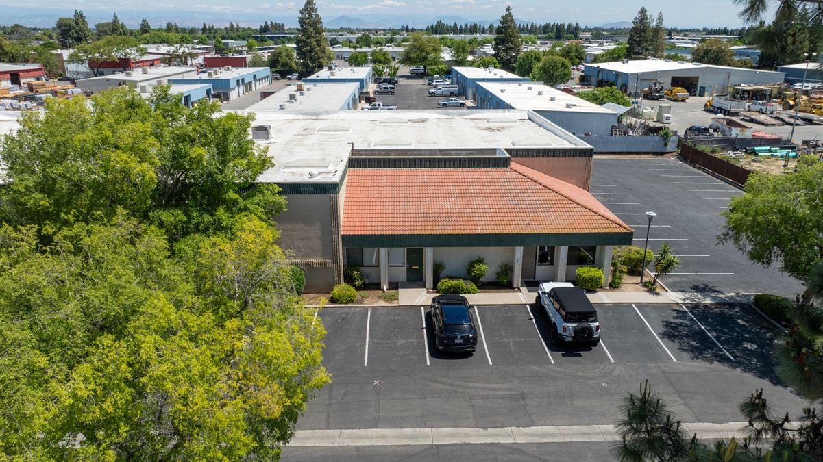 High Quality Office/Warehouse Space in Fresno, CA