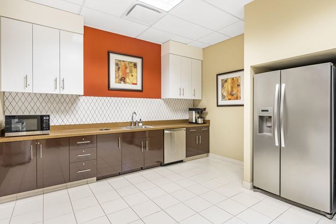 IL, Hoffman Estates - Forbs Ave