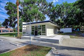 Waterview Standalone Building in Historic Downtown Palatka