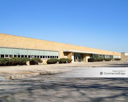 Photo of commercial space at 4800 South Kilbourn Avenue in Chicago