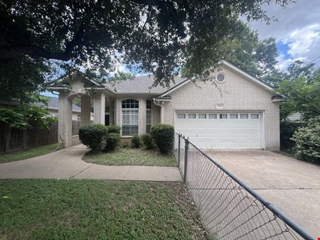 Photo of commercial space at 409 E Austin Ave in Round Rock