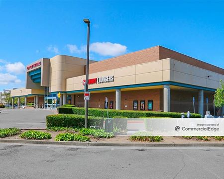 Retail space for Rent at 44 Rowland Way in Novato