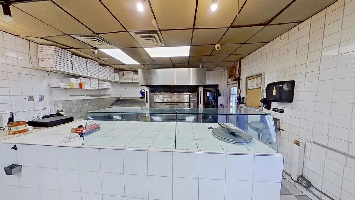 253 Nassau Ave