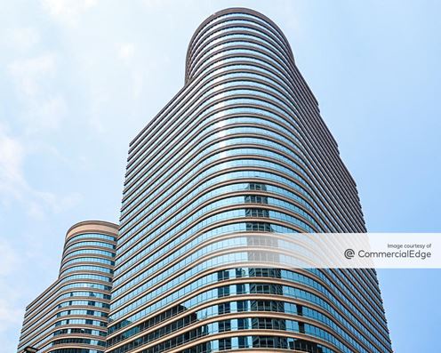 Fifth Street Towers - 150 South 5th Street