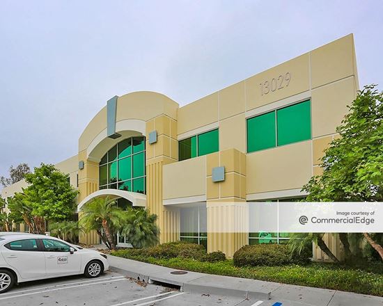 Poway Heights Corporate Plaza